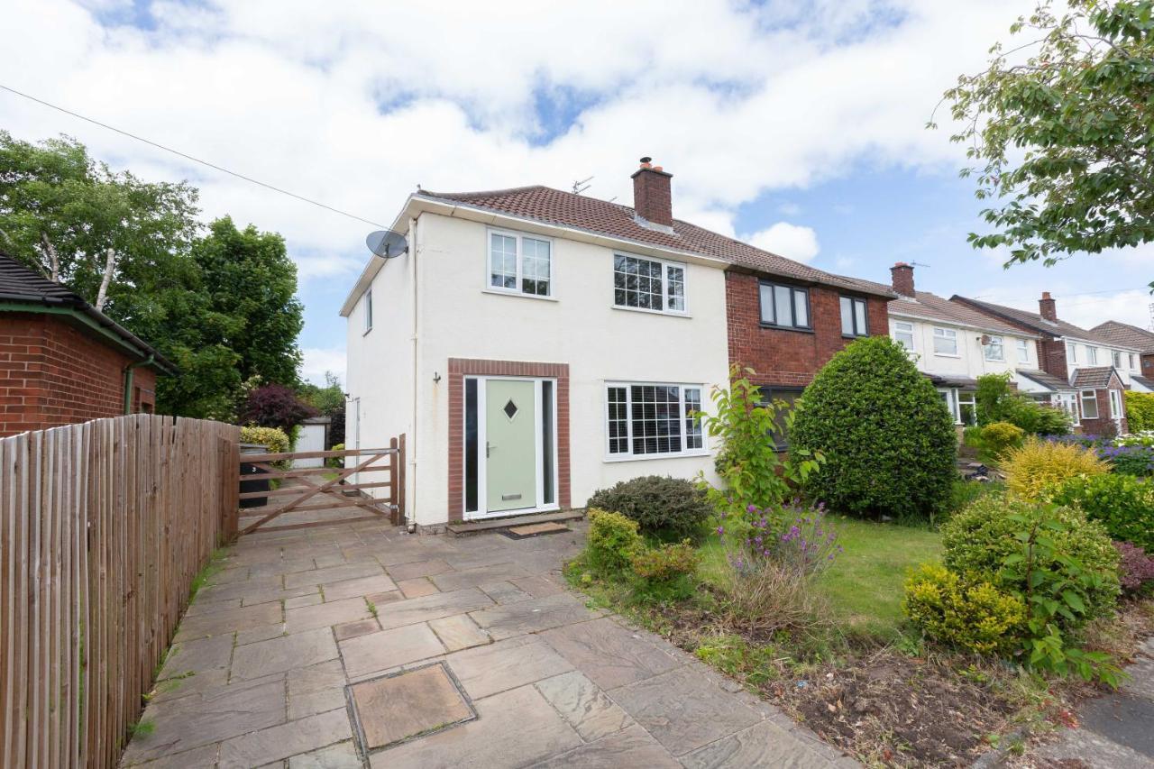 Charles Alexander Short Stay - Moorway House Poulton-le-Fylde Exterior photo